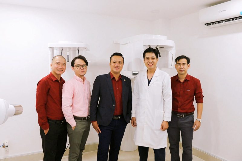 Đội ngũ kỹ thuật MEDENT tư vấn cấu h&igrave;nh m&aacute;y CBCT ph&ugrave; hợp với nhu cầu chẩn đo&aacute;n của từng ph&ograve;ng kh&aacute;m.
